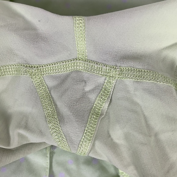 Lululemon women’s pace setter skirt size 4 Tall - Picture 8 of 12